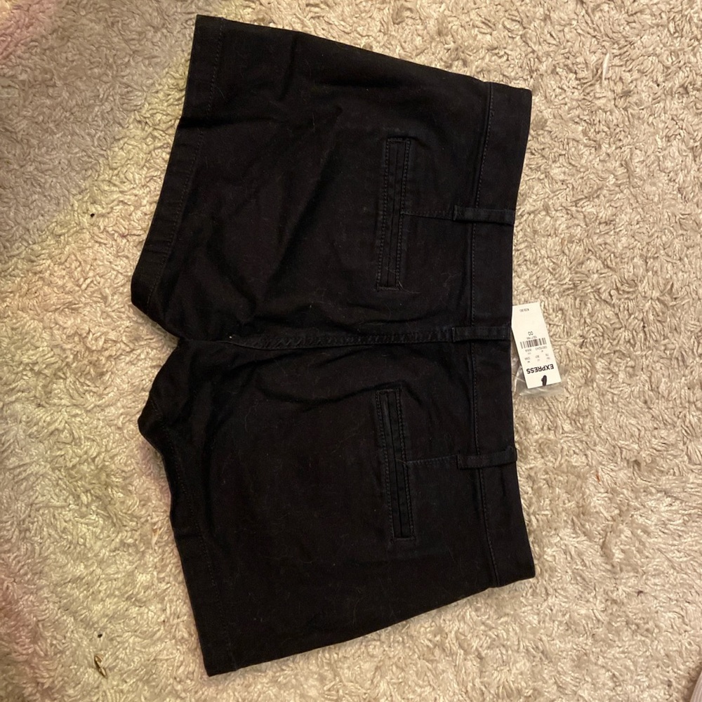 shorts - Picture 2 of 3